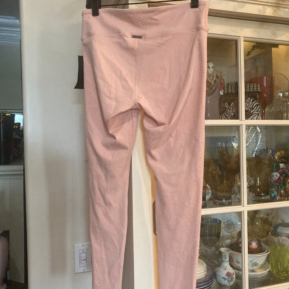 KORAL High Rise Leggings - Picture 4 of 4